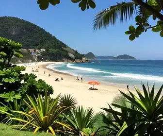 Descubra a Praia de Tijucopava: Um Paraíso em Guarujá
