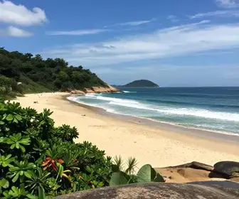 Descubra as Belezas da Praia do Sangava no Guarujá Descubra as Belezas da Praia do Sangava no Guarujá